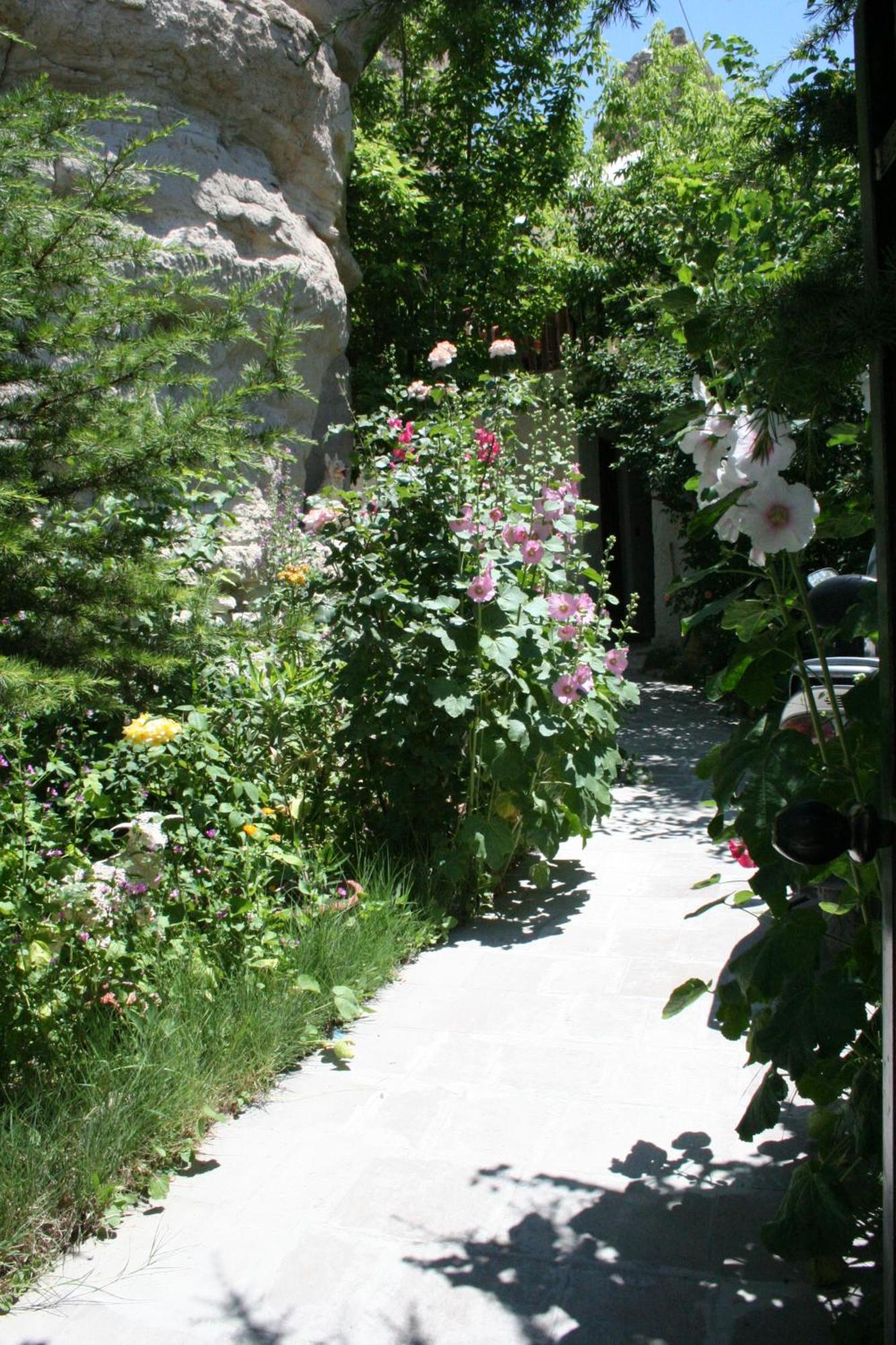 Anatolia cave hotel Pension Göreme Esterno foto