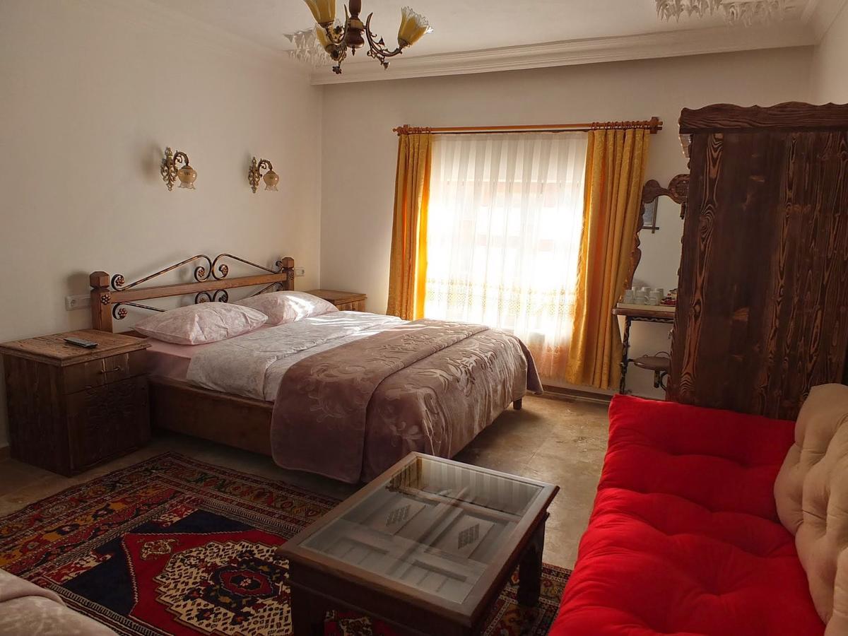 Anatolia cave hotel Pension Göreme Esterno foto